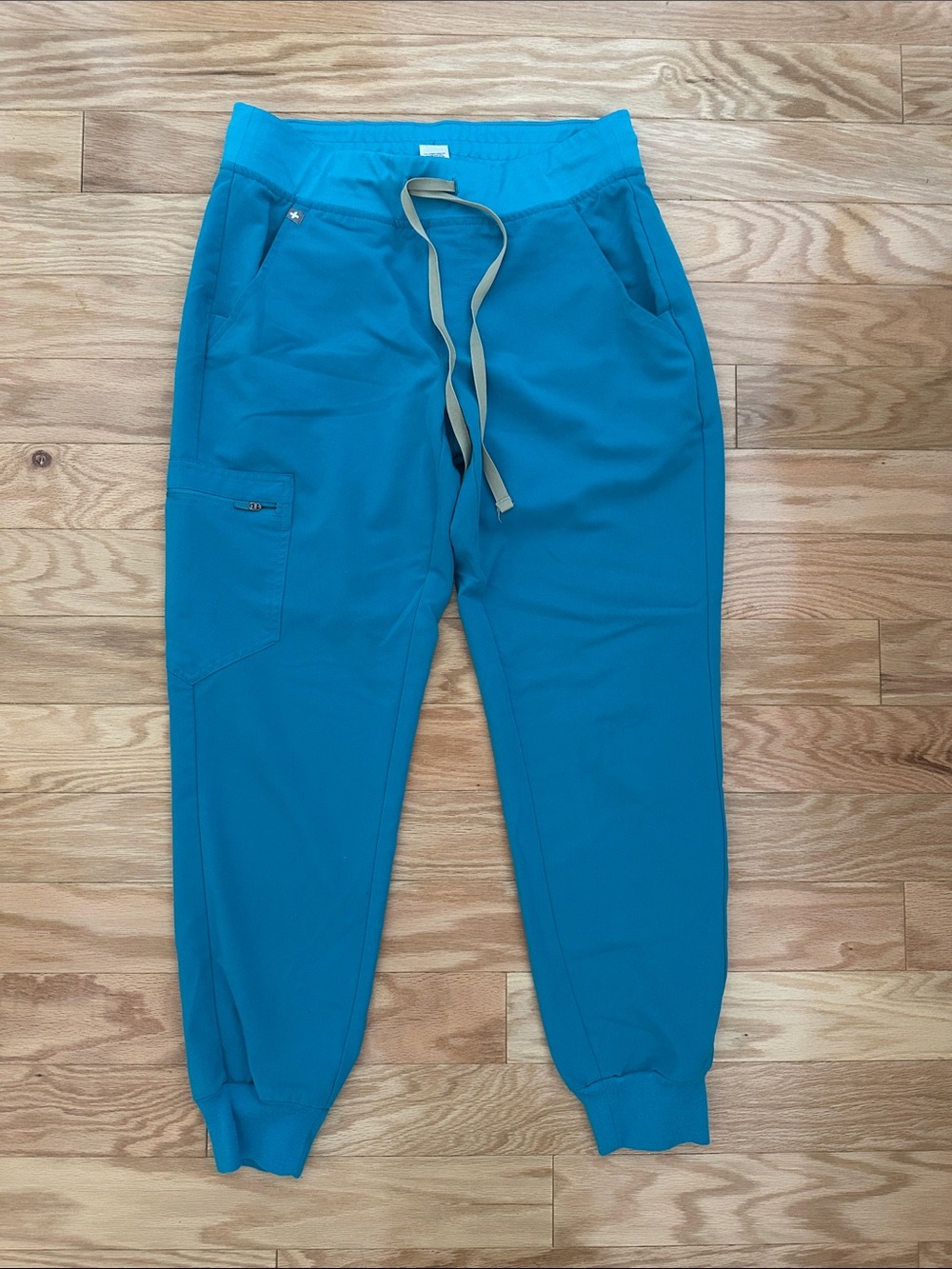 Teal figs set